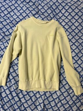 Levi's Men's Crewneck Sweater in Pale Yellow